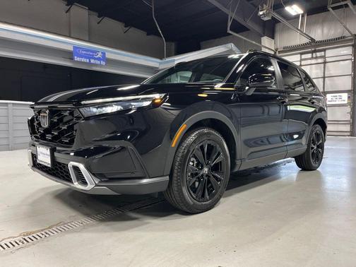 Crystal Black Pearl 2026 Honda CR-V Hybrid Sport Touring