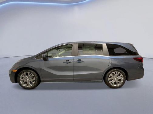 Smoke 2027 Honda Odyssey Touring