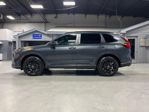 Meteorite Gray Metallic 2026 Honda CR-V Hybrid Sport