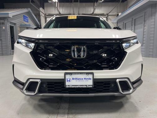 Platinum White Pearl 2026 Honda CR-V Hybrid Sport Touring