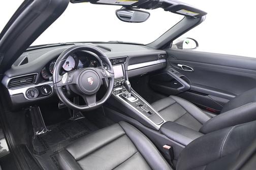 2014 Porsche 911 Carrera 4S Cabriolet