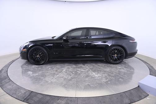 2021 Porsche Panamera 4