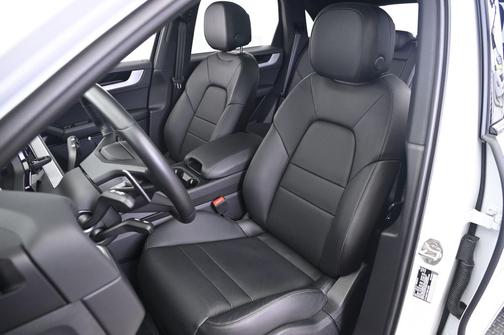 2025 Porsche Cayenne Cayenne E-Hybrid