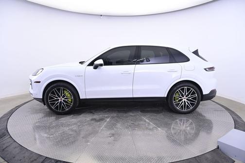 2025 Porsche Cayenne Cayenne E-Hybrid
