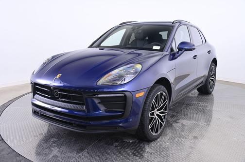 2026 Porsche Macan 
