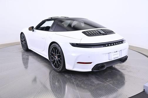 2026 Porsche 911 Targa 4S