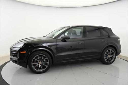 2024 Porsche Cayenne Base (Tiptronic)