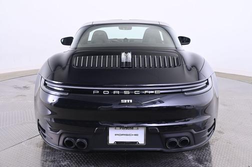 2022 Porsche 911 Targa 4S