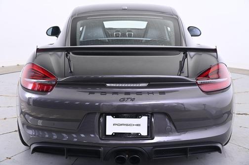 2016 Porsche Cayman GT4