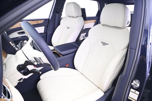 2024 Bentley Bentayga 
