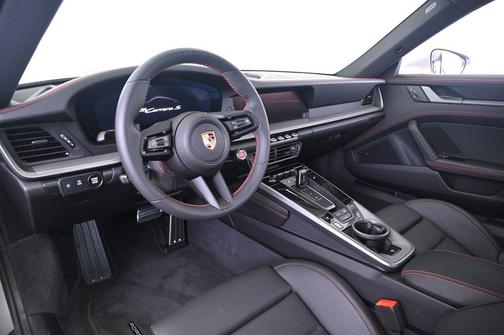2025 Porsche 911 Carrera S