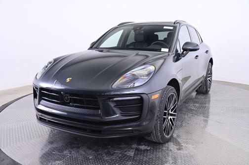 Volcano Grey Metallic 2026 Porsche Macan Macan