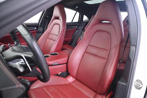 White 2023 Porsche Panamera 4 Platinum Edition