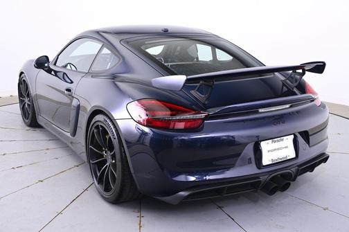 2016 Porsche Cayman GT4