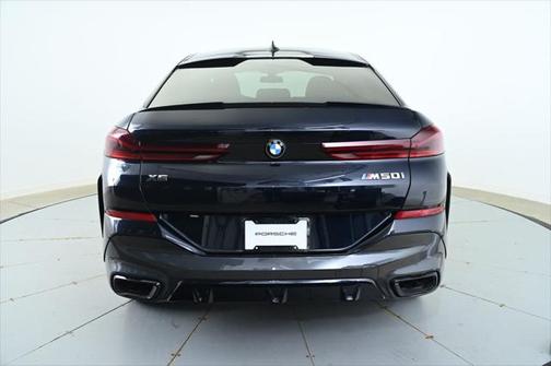 2022 BMW X6 M50i