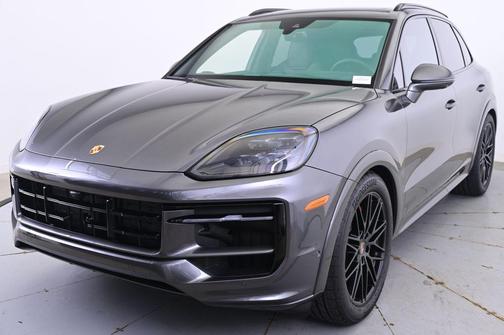 2026 Porsche Cayenne GTS