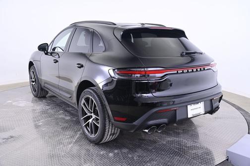2026 Porsche Macan 