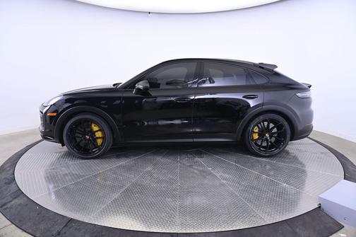 2023 Porsche Cayenne Turbo GT