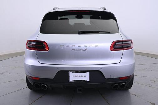 2018 Porsche Macan S