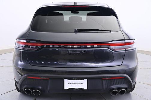 2022 Porsche Macan S