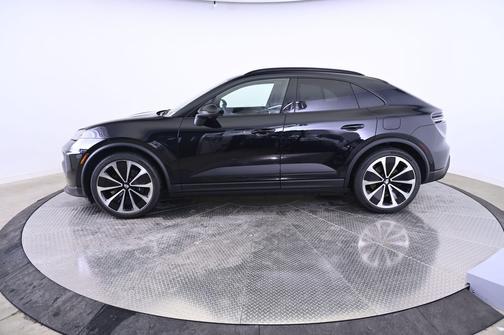 2025 Porsche Macan 4