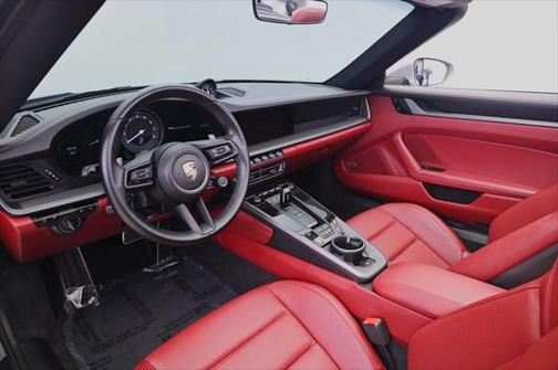 2021 Porsche 911 Carrera 4S Cabriolet