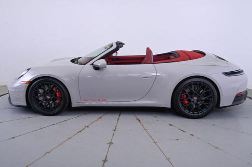2026 Porsche 911 Carrera GTS