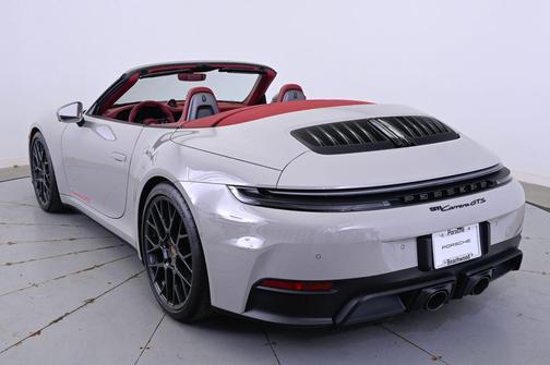 2026 Porsche 911 Carrera GTS