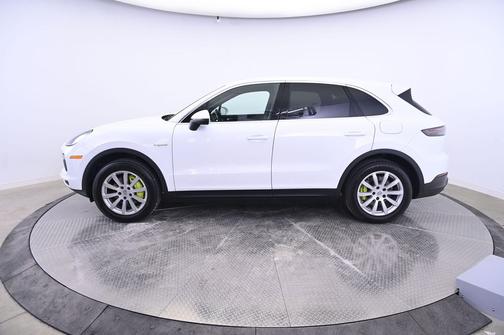 2022 Porsche Cayenne Cayenne E-Hybrid