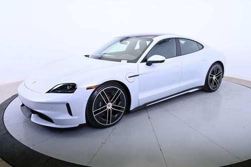 2025 Porsche Taycan 