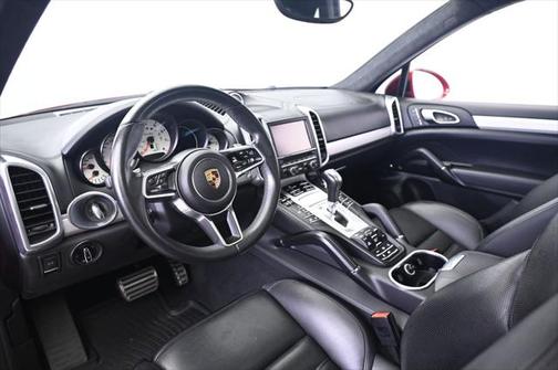 2016 Porsche Cayenne Turbo