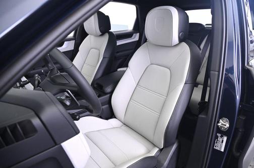 2026 Porsche Cayenne 