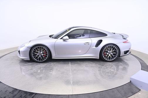 2015 Porsche 911 Turbo