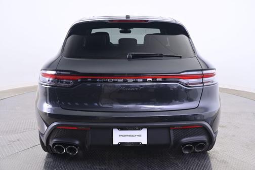 Volcano Grey Metallic 2026 Porsche Macan Macan
