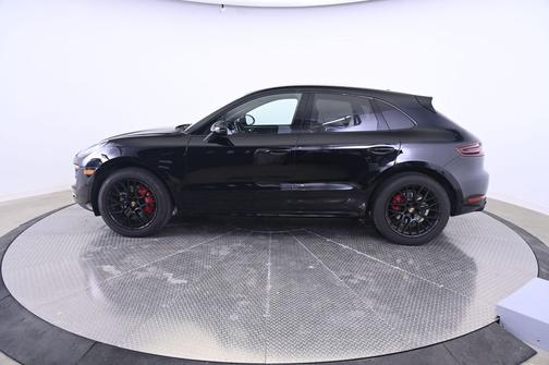 Black 2018 Porsche Macan Macan GTS