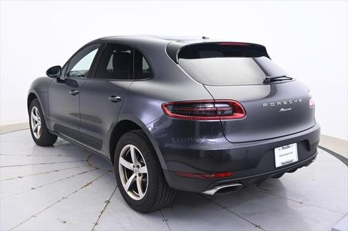 2017 Porsche Macan Base