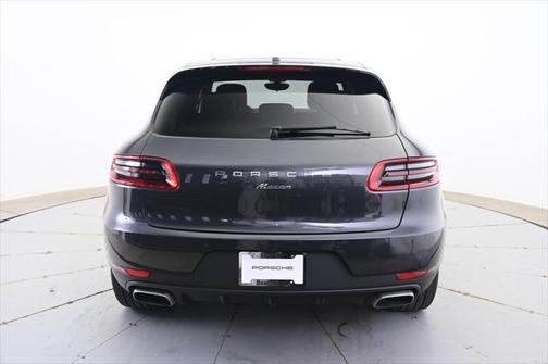 2017 Porsche Macan Base