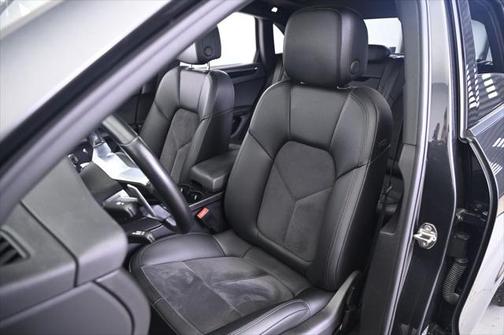 2017 Porsche Macan Base