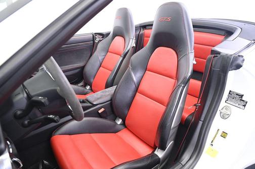 2015 Porsche 911 Carrera GTS