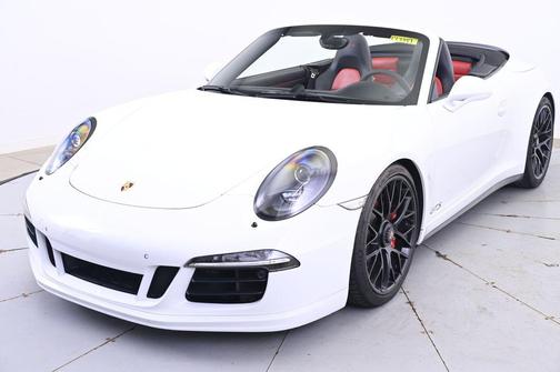 2015 Porsche 911 Carrera GTS