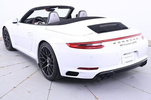 2015 Porsche 911 Carrera GTS