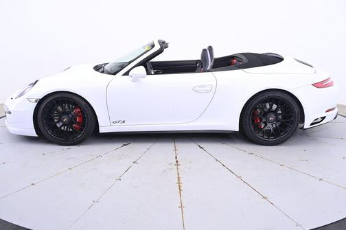 2015 Porsche 911 Carrera GTS