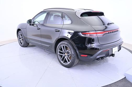 2025 Porsche Macan T