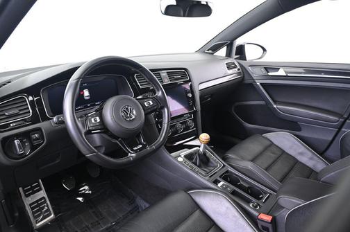 2018 Volkswagen Golf R 2.0T Manual