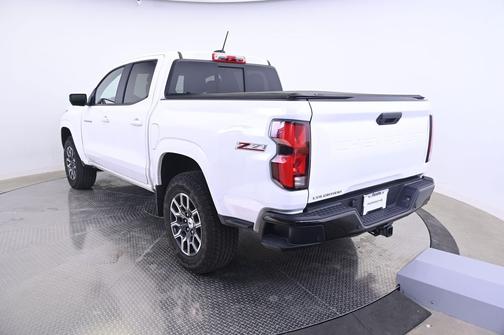 Summit White 2026 Chevrolet Colorado Z71