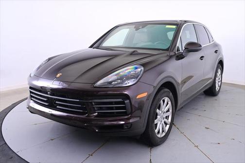 2022 Porsche Cayenne Base (Tiptronic)