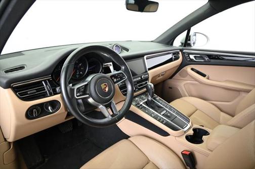 2021 Porsche Macan Base