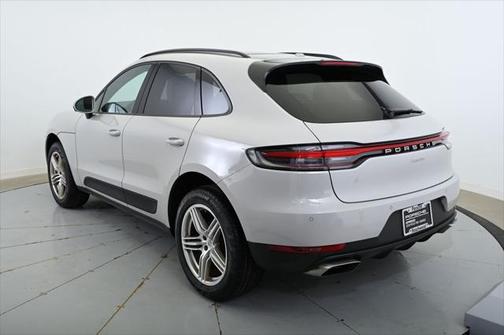 2021 Porsche Macan Base