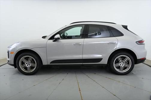 2021 Porsche Macan Base