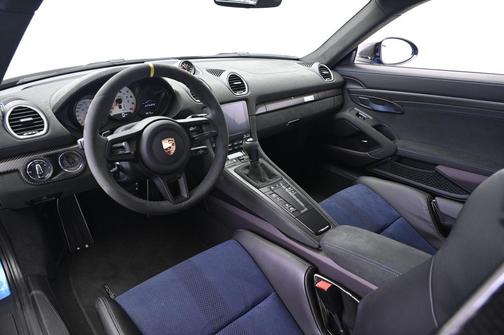 2024 Porsche 718 Cayman GT4 RS